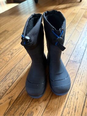 Kamik Kids Black Snow Boots with Blue Trim